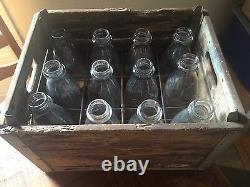 Antique/vintage Borden Milk Crate 47 Wood & Metal With 12 Quart Bottles Rare