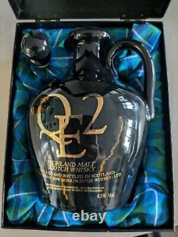 Lovely RARE Vintage Famous QE2 Cruise Liner Single Scotch Whisky Decanter