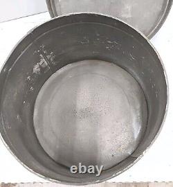 Original Vintage CAMPFIRE MARSHMALLOWS TIN Chicago Ill. Cambridge Mass. Rare