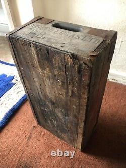 RARE VINTAGE JOSEPH LUCAS ADVERTISING Wooden crate carry. Lamps parts