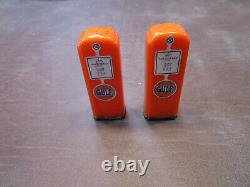 RARE Vintage 1950s GULF GASOLINE Gas Pump Salt & Pepper Shaker Set INDIANA