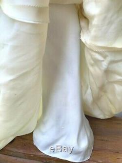 RARE Vintage Countertop Store Display Bride Mannequin Wedding Dress Advertising