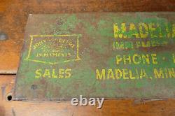 RARE Vintage John Deere JD Farm Machinery Advertising Madelia, MN Tool Box
