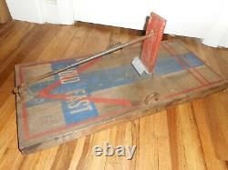 RARE Vintage STORE DISPLAY MODEL MOUSE TRAP ADVERTISING SIGN