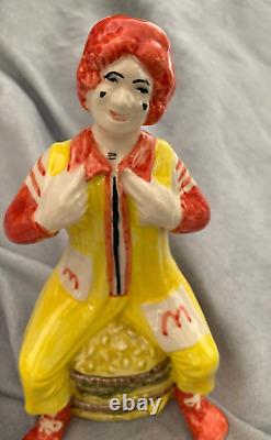 RARE Vintage Shorter & Son RONALD McDONALD on a BIG MAC Pottery FIGURINE