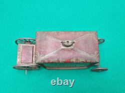 Rare 23 cm Vintage 1936 W&R Jacob Coronation Coach Biscuit tin