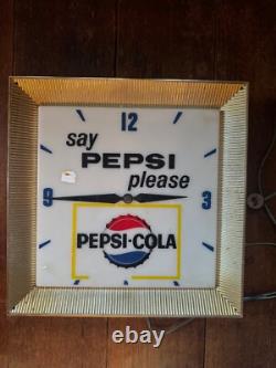 Rare Say Pepsi Please Coca Cola Vintage Light Up Clock advertising memorabilia