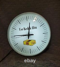 Rare Vintage Kodak Use Kodak Film Advertising Lighted Wall Clock By Dualite