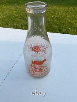 Rare Vintage Wern Farms Advertising Milk Bottle Waukesha, Wisconsin