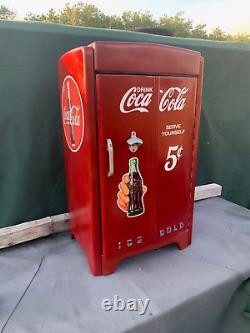 Rare Vintage retro Coke Cola bottle Fridge pantry ice box mid 50 60s cave Cooler