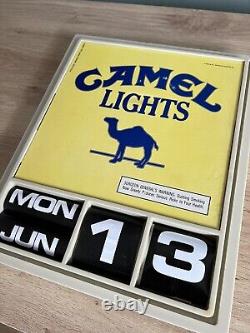 VERY RARE VINTAGE CALENDAR SIGN CAMEL LIGHTS CHARACTER 1985- 11x9x1.5