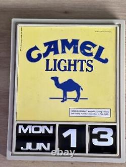 VERY RARE VINTAGE CALENDAR SIGN CAMEL LIGHTS CHARACTER 1985- 11x9x1.5