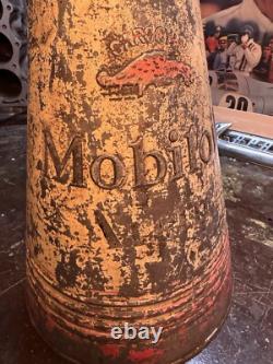 Very Rare Original Vintage Mobil Oil Gargole Oil Dispenser