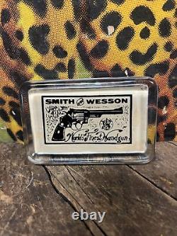 Vintage 1957 Smith And Wesson Handgun Glass Paperweight Sign Firearms Rare