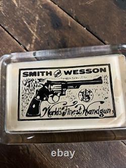 Vintage 1957 Smith And Wesson Handgun Glass Paperweight Sign Firearms Rare