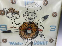 Vintage Pam Lighted Advertising Mister Donut Clock Very Rare Estate Find