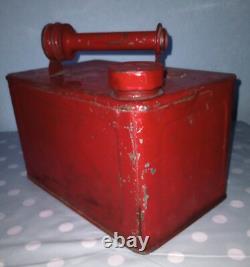 Vintage Petrol Can Valor 1 V with screw and pouring spout, rare
