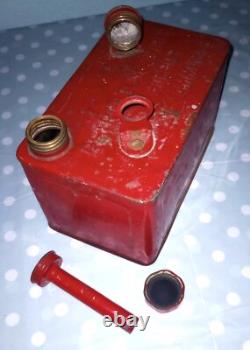 Vintage Petrol Can Valor 1 V with screw and pouring spout, rare