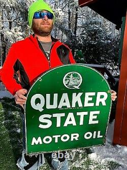 Vintage Rare Quaker State Motor Oil Tombstone Gas Metal Sign With Oil Well Graphic