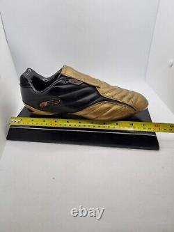 Vintage Reebok Baleni II Football Boot Model Advertising Piece Trophy Very Rare