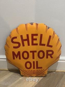 Vintage Shell Motor Oil Sign. Very rare and Original